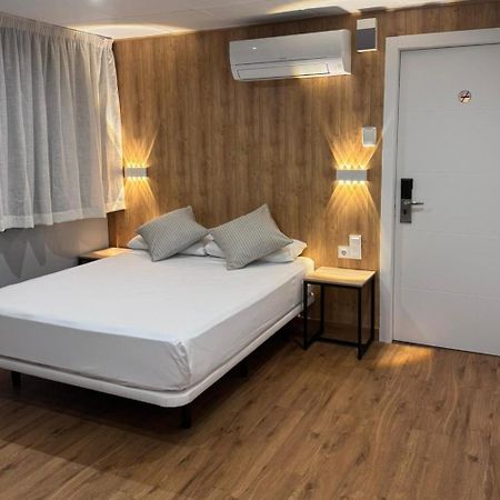 Hotel Medicis Barcelona Zewnętrze zdjęcie