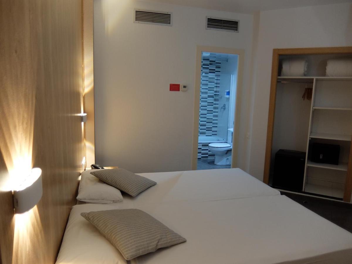 Hotel Medicis Barcelona Zewnętrze zdjęcie